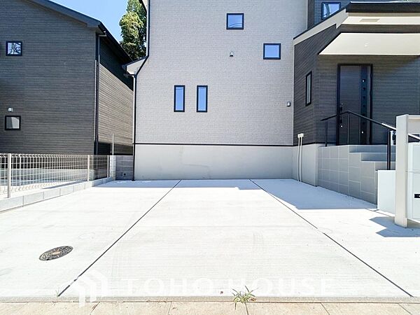 自転車やバイクなど、ゆとりのある敷地で置き場所に困ることはないでしょう。