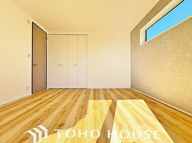 暖色系の照明は、心理的にも落ち着きを得られやすいそうです。