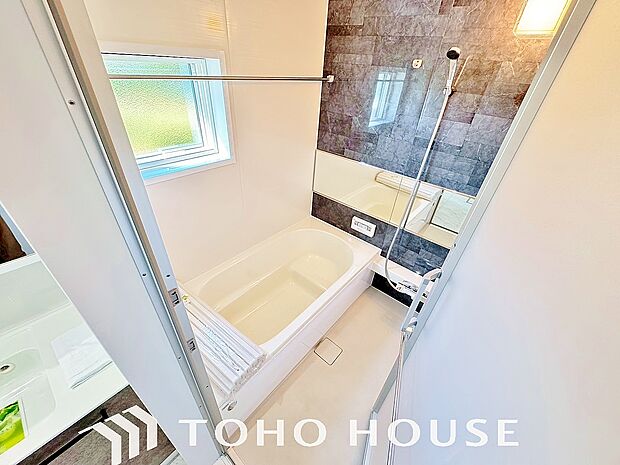 快適且つ清潔な空間を演出した浴室は一日の疲れを和らげ、心も体もオフになる時間を楽しむことが可能です。