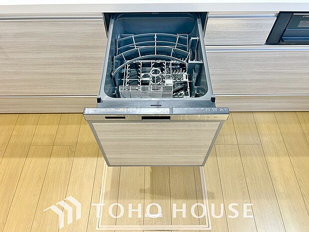 食洗機は家事の時間を短くできることがメリット。ビルトインタイプはキッチンをすっきりとみせてくれます。