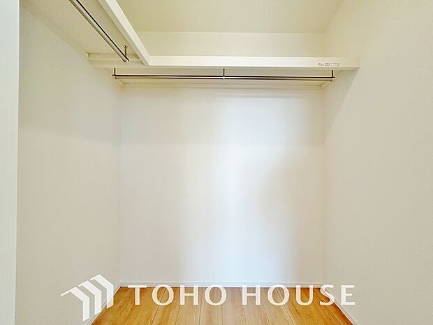 お子様のおもちゃやゴルフバック等、大きなお荷物をお持ちの方や、お荷物が多い方でも安心のスペースです。