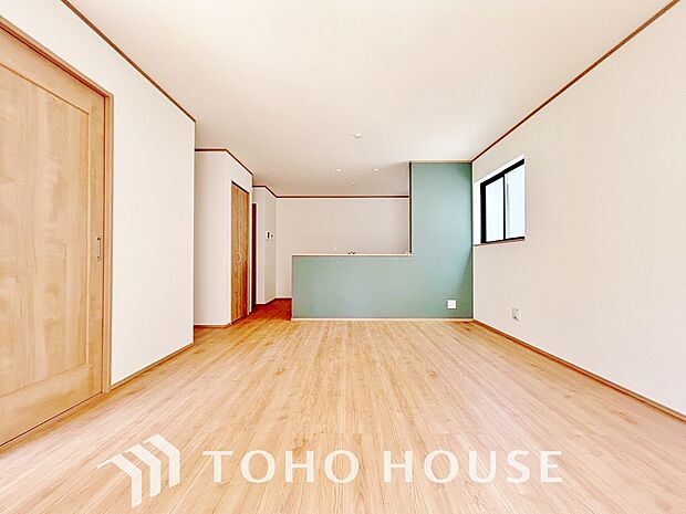 造りこんだ空間演出の妙が生み出す光と質のハーモニーはこの住宅のクオリティの良さを実感させてくれます。