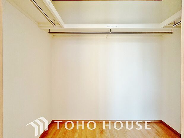 お子様のおもちゃやゴルフバック等、大きなお荷物をお持ちの方や、お荷物が多い方でも安心のスペースです。