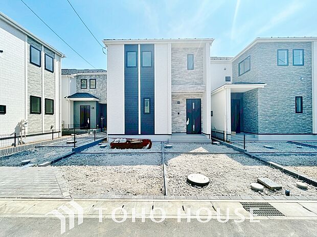 陽光に愛され、環境に恵まれ、家族に包まれた邸宅は、どんなに月日が経っても色褪せる事がありません。