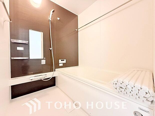 心地よいバスタイムを演出する浴室はゆとりあるサイズを採用。