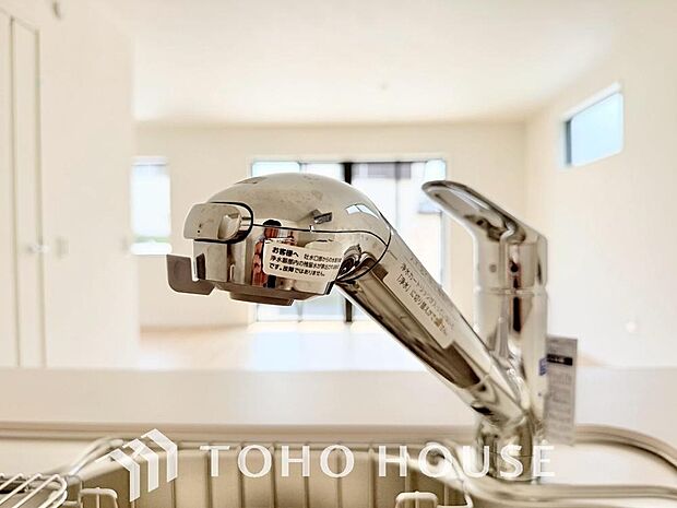 クリアな水が毎日使え、見た目にもスマートな浄水器一体型。お米を炊いたりする際には浄水機能をつかうこともできて、人気の商品です。