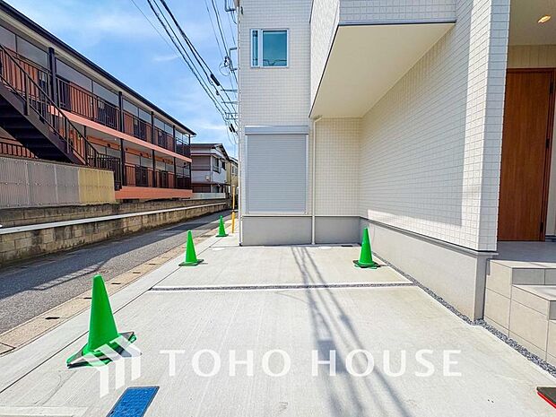 自転車やバイクなど、ゆとりのある敷地で置き場所に困ることはないでしょう。