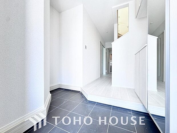 清潔感が溢れ、訪れる者すべてを「安らぎ」と「充実」で包み込みます。