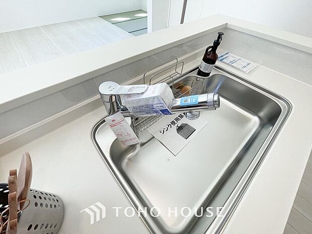 クリアな水が毎日使え、見た目にもスマートな浄水器一体型。お米を炊いたりする際には浄水機能をつかうこともできて、人気の商品です。