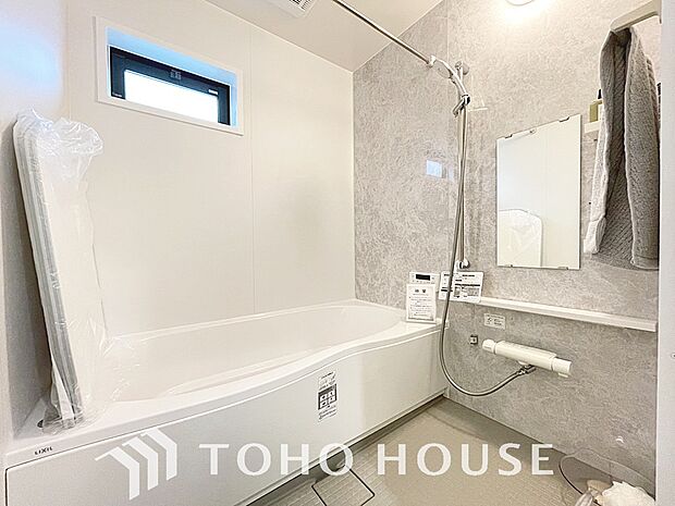 心地よいバスタイムを演出する浴室はゆとりあるサイズを採用。