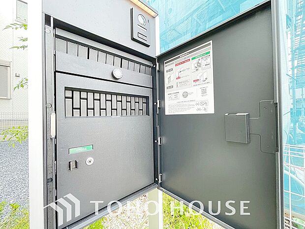 宅配物の受け取りが困難な共働き世帯や、ネットショッピング等をよく利用する方には便利な宅配ボックス。