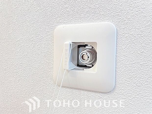 リビングにはガスコンセントを標準で設置されております。暖房はもちろんお鍋にも、冬場は重宝する設備です。