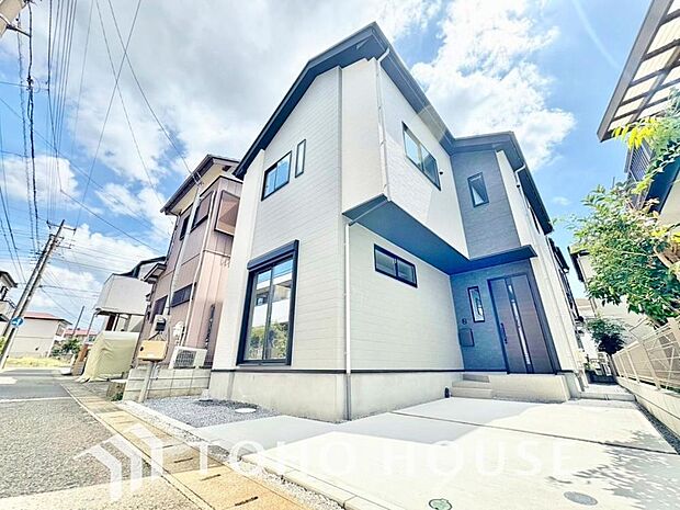 建物の居住性に拘った邸宅は、「落ち着き」と「安らぎ」と「快適」を実現してくれます。