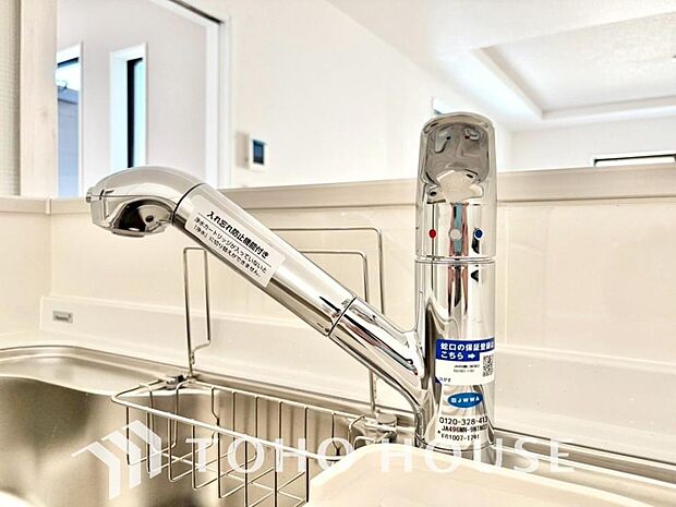 クリアな水が毎日使え、見た目にもスマートな浄水器一体型。お米を炊いたりする際には浄水機能をつかうこともできて、人気の商品です。