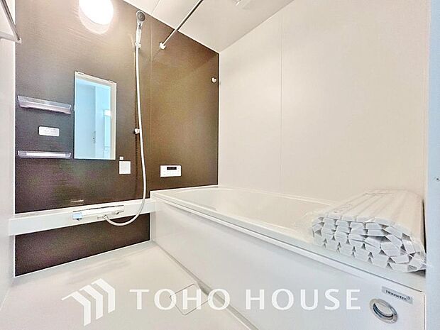 一日の疲れを癒すための心地よいバスタイムを演出する浴室はゆとりあるサイズを採用。