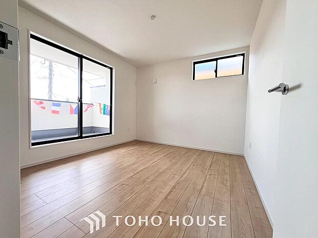 暖色系の照明は、心理的にも落ち着きを得られやすいそうです。