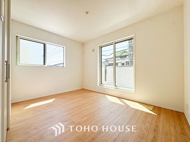 心と体をゆったりと安らげる主寝室。寝室のゆとりが大きい分だけ、暮らしの安らぎは深まります。