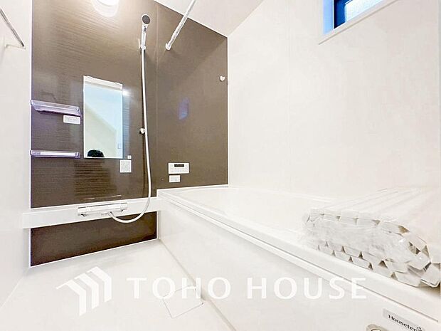 心地よいバスタイムを演出する浴室はゆとりあるサイズを採用。