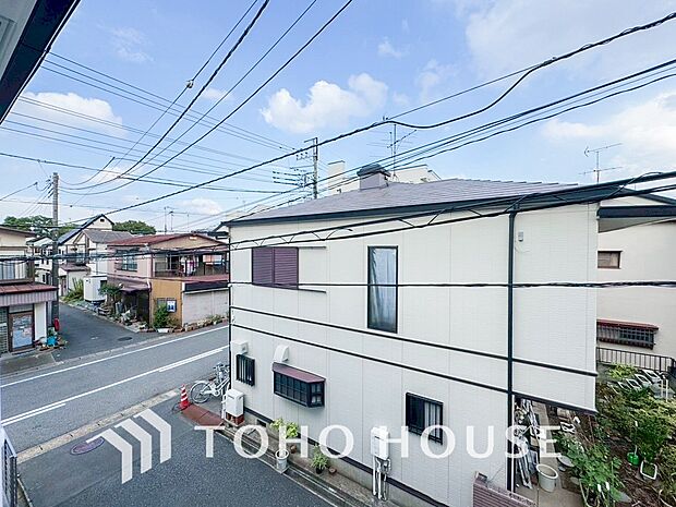 忙しく過ぎゆく日常を置き去るほど、ゆったりした時間が流れる住環境です。