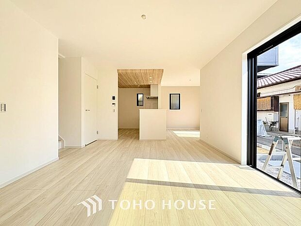 家は、ただ生活する場ではなく、笑顔の毎日、安らぎの日々のために、暮らしを愉しく、快適にする場所。