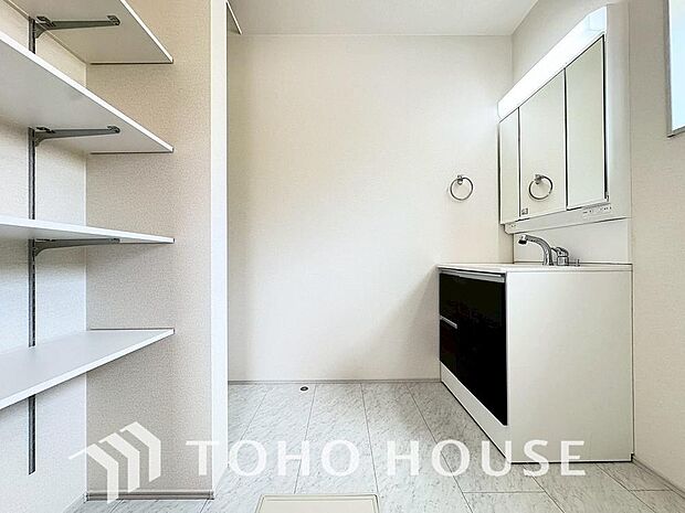 平日の朝であっても、落ち着きとくつろぎを感じられる。時間に余裕とゆとりを持たせます。