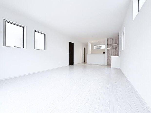 家は、ただ生活する場ではなく、笑顔の毎日、安らぎの日々のために、暮らしを愉しく、快適にする場所。