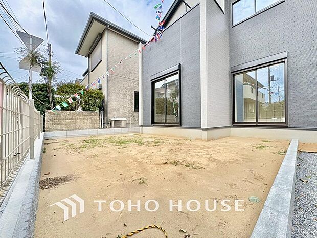 めまぐるしく過ぎ行く日々の中で、休息と癒しを提供してくれる空の下のプライベート空間があります。