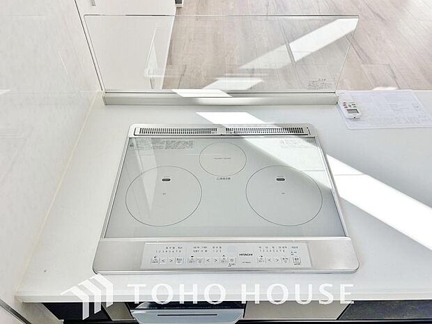 火を使わないので、吹きこぼれによる立ち消えの心配もなく油の飛び散りが抑える事が出来ます。