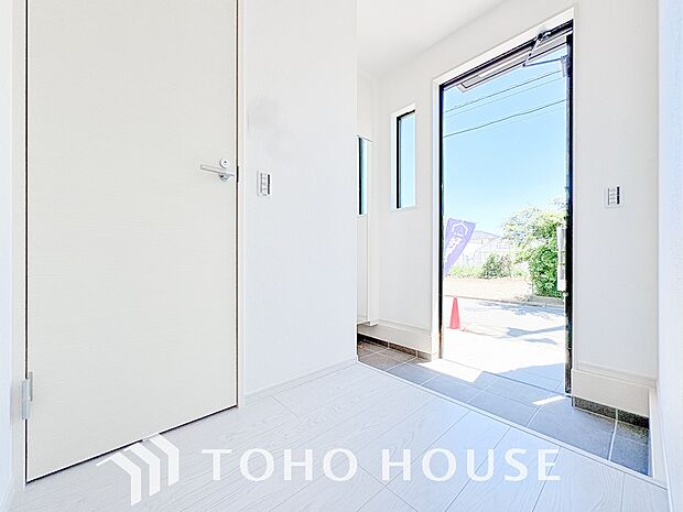 清潔感が溢れ、訪れる者すべてを「安らぎ」と「充実」で包み込みます。