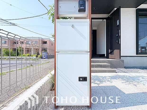 宅配物の受け取りが困難な共働き世帯や、ネットショッピング等をよく利用する方には便利な宅配ボックス。