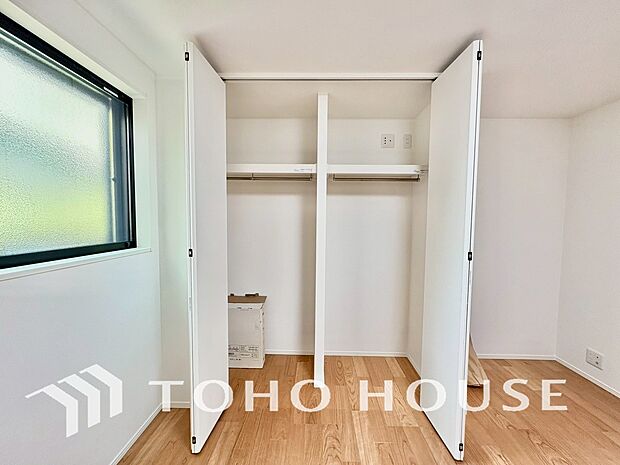 少しでも空いているスペースを収納にすることで、無駄のない空間を演出しております。