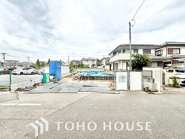 建物完成前には物件の現地と、近隣の完成施工例をご案内させて頂きます。