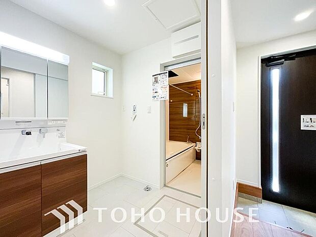平日の朝であっても、落ち着きとくつろぎを感じられる。時間に余裕とゆとりを持たせます。