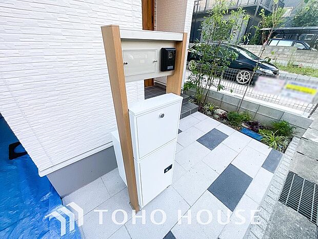 宅配物の受け取りが困難な共働き世帯や、ネットショッピング等をよく利用する方には便利な宅配ボックス。