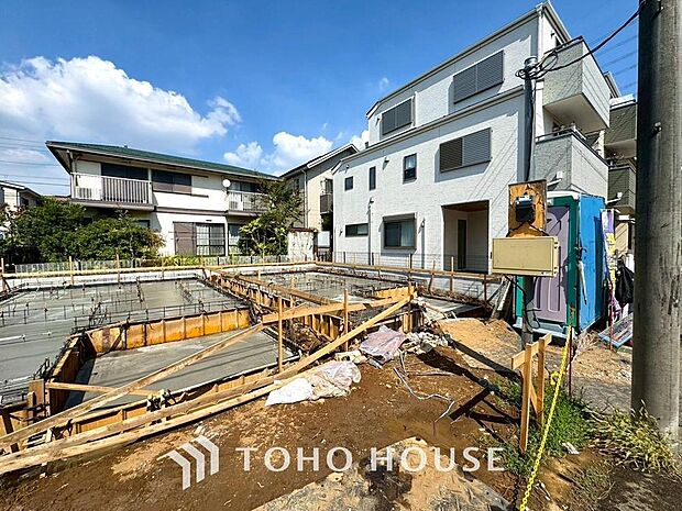 毎日の何気ないいってきます、ただいまに幸せを感じられる、そんな住まいのもっと先へ。