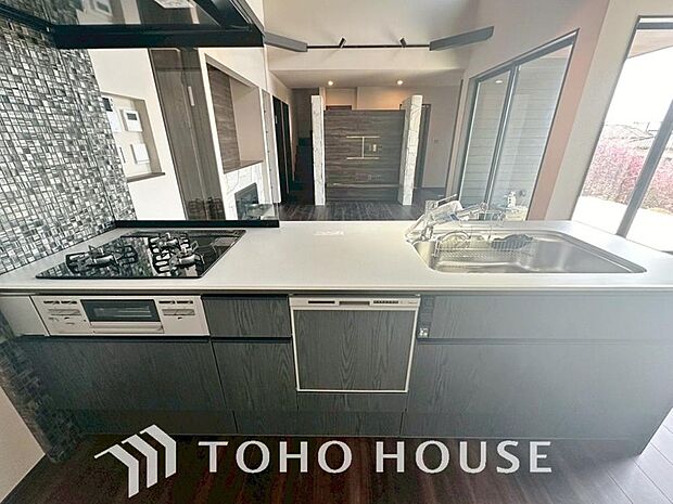 広々としたキッチンスペースで作業ができると、毎日のお料理も楽しくできそうですね。