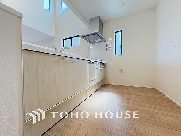 お料理の上手な方が、独壇場でお料理の腕を披露するスタイルに向いているキッチンです。