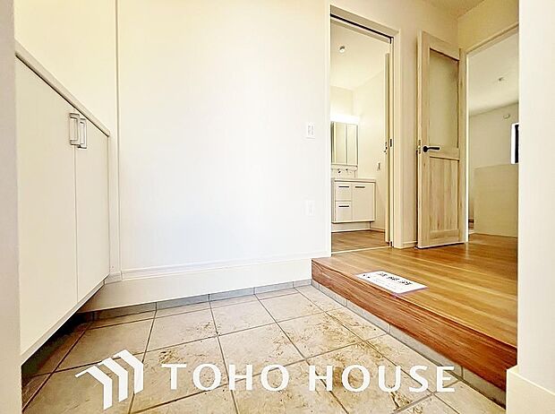 清潔感が溢れ、訪れる者すべてを「安らぎ」と「充実」で包み込みます。