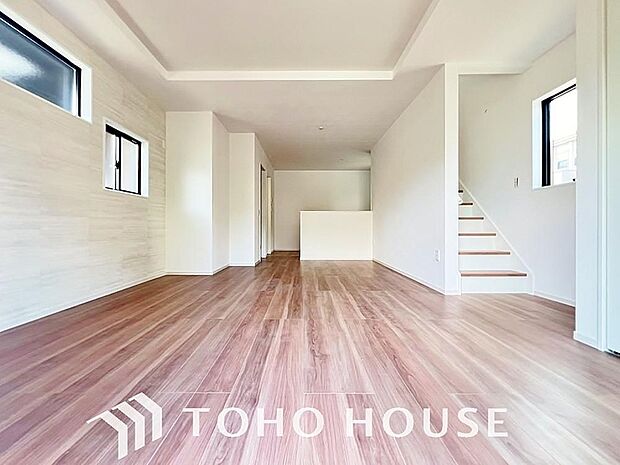 家は、ただ生活する場ではなく、笑顔の毎日、安らぎの日々のために、暮らしを愉しく、快適にする場所。