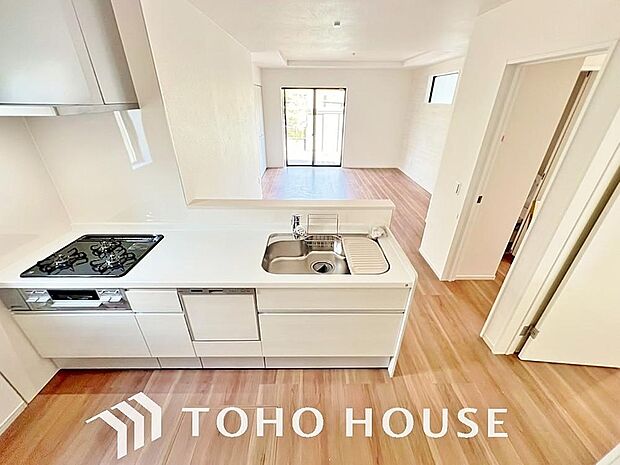 お料理の上手な方が、独壇場でお料理の腕を披露するスタイルに向いているキッチンです。