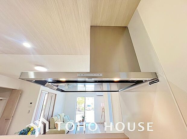 そのスタイリッシュな見た目からインテリアの一部としてもデザイン性が重視されてます。掃除のし易さも◎。