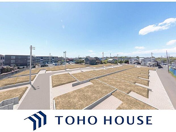 街並みの風景に包み込まれながら、瀟洒な印象も湛えて佇みます。