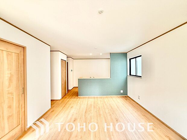 造りこんだ空間演出の妙が生み出す光と質のハーモニーはこの住宅のクオリティの良さを実感させてくれます。