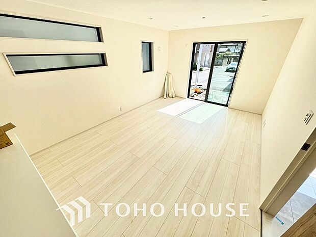 家は、ただ生活する場ではなく、笑顔の毎日、安らぎの日々のために、暮らしを愉しく、快適にする場所。