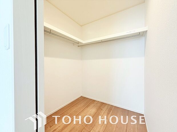 少しでも空いているスペースを収納にすることで、無駄のない空間を演出しております。