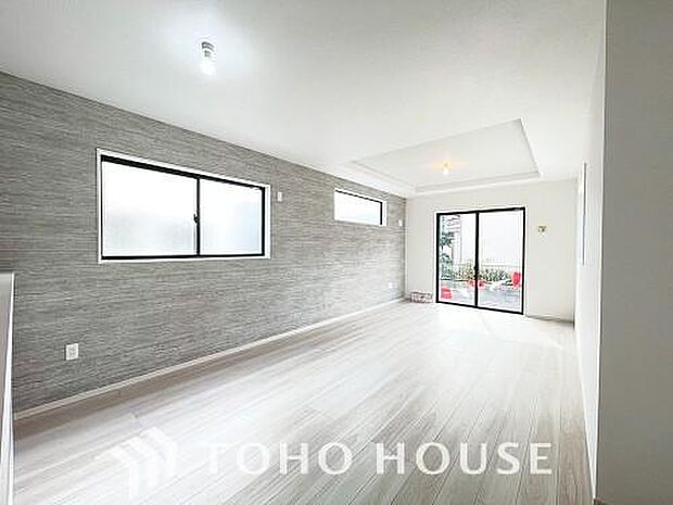 家は、ただ生活する場ではなく、笑顔の毎日、安らぎの日々のために、暮らしを愉しく、快適にする場所。