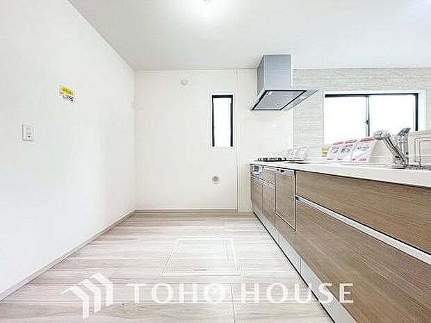 お料理の上手な方が、独壇場でお料理の腕を披露するスタイルに向いているキッチンです。