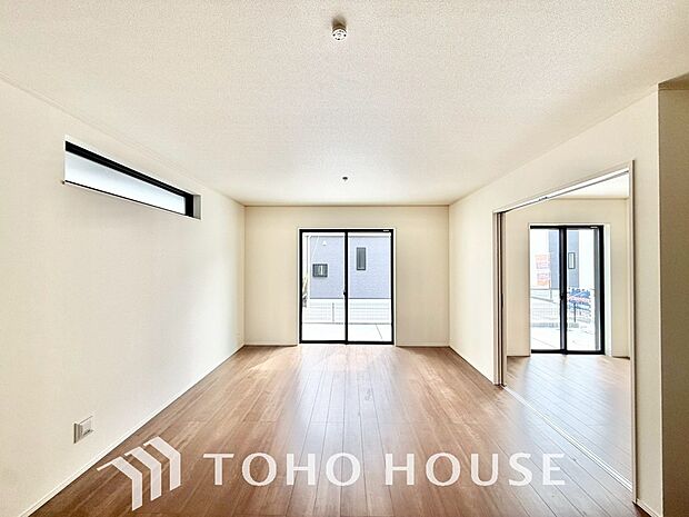 家は、ただ生活する場ではなく、笑顔の毎日、安らぎの日々のために、暮らしを愉しく、快適にする場所。