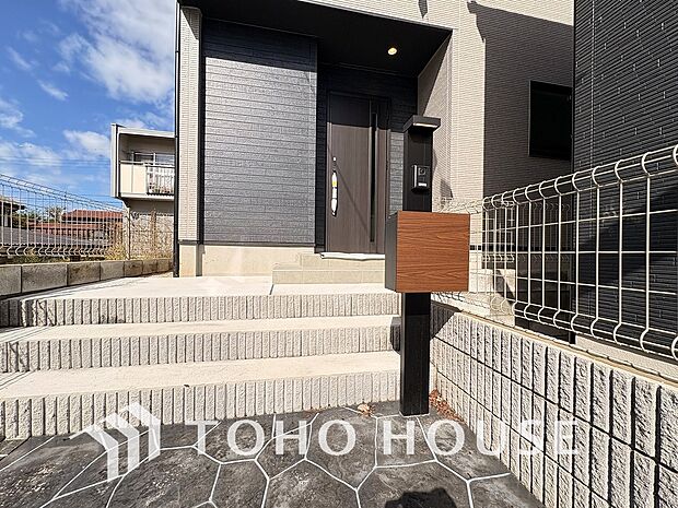 物件の陽当りや通風、周辺環境や街並みなど、資料には掲載していない情報をぜひ現地でご確認ください。