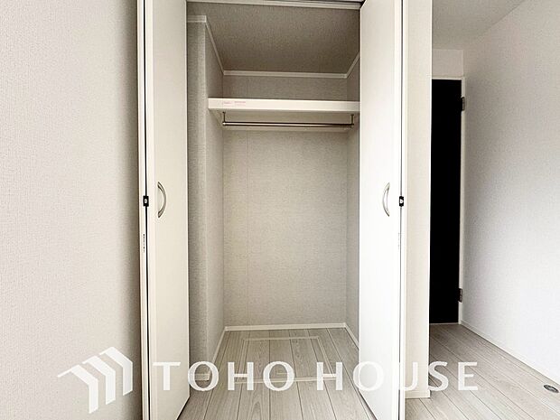 少しでも空いているスペースを収納にすることで、無駄のない空間を演出しております。